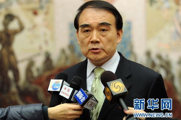 Dialog als einzige Lösungsmaßnahme für die iranische Atomfrage